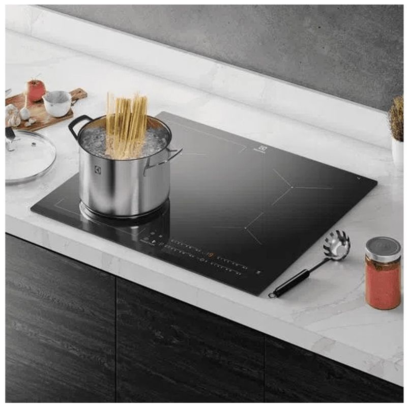 cooktop_4_bocas_de_inducao_experience_com_unicook_e_timer_ie60p_220v_preto_-_electrolux_05.jpg