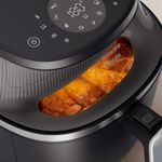 air_fryer_walita_72l_serie_3000_digital_com_visor_na341_127v_preta_09.jpg