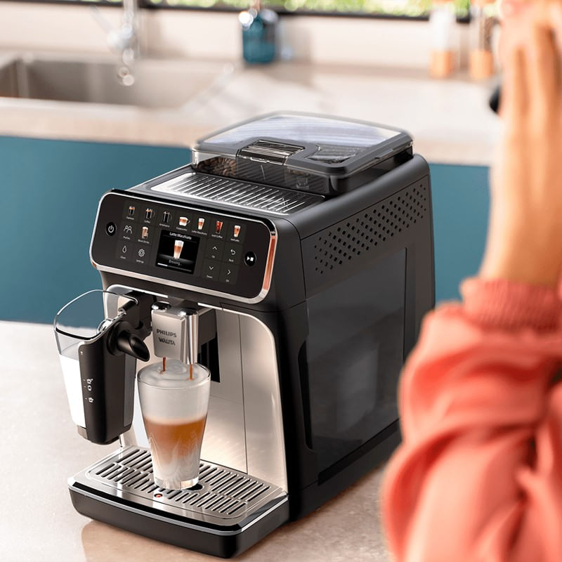 cafeteira_expresso_walita_superautomatica_lattego_serie_5500_1400w_ep5547_preta_127v_08.jpg