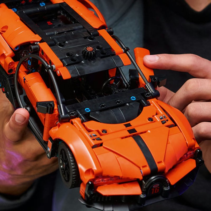 lego_technic_hipercarro_bugatti_chiron_pur_sport_08.jpg