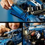 lego_technic_2022_ford_gt_05.jpg