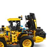 lego_technic_carregadeira_eletrica_volvo_l120_07.jpg