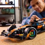 lego_technic_carro_mclaren_mcl39_f1_09.jpg