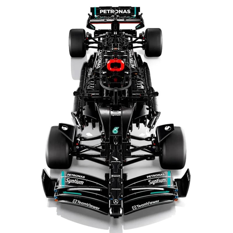 lego_technic_mercedes-amg_f1_w14_e_performance_05.jpg