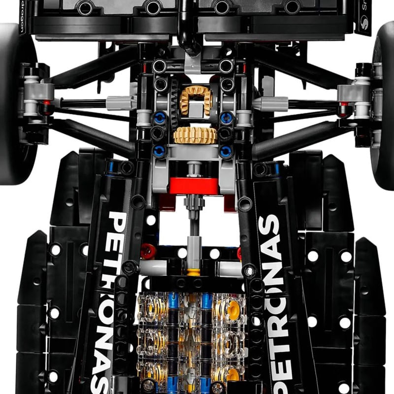 lego_technic_mercedes-amg_f1_w14_e_performance_07.jpg