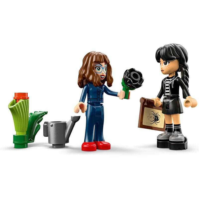 lego_wednesday_flor_dalia_negra_05.jpg