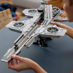 lego_marvel_aeroporta-avioes_da_s.h.i.e.l.d._11.jpg