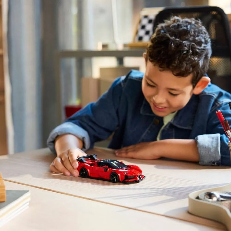 lego_speed_champions_carro_esportivo_ferrari_sf90_xx_stradale_08.jpg