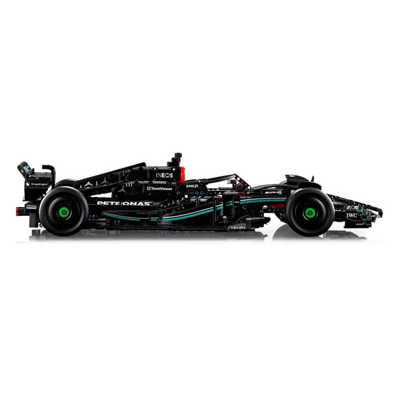 lego_technic_mercedes-amg_f1_w14_e_performance_04.jpg