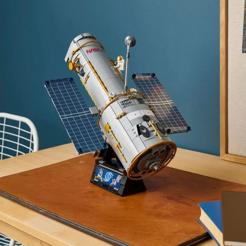 lego_icons_telescopio_espacial_hubble_09.jpg